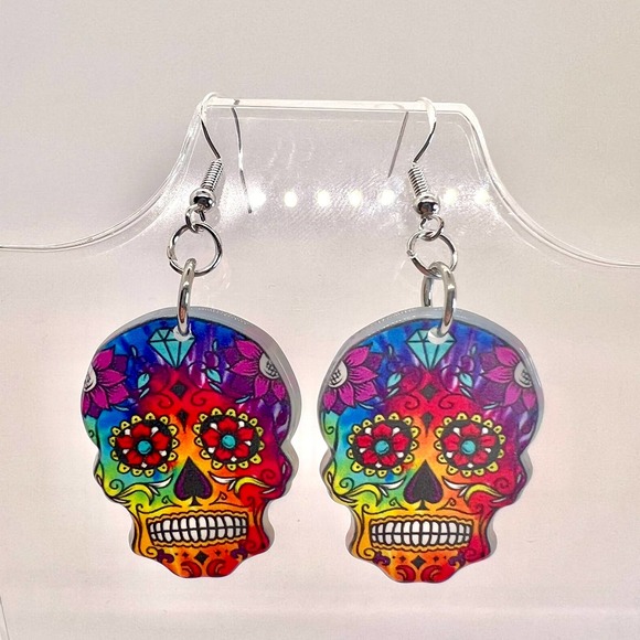 Sugar Skull Earrings - Halloween Earrings - Day of The Dead Earrings - Rainbow - Picture 1 of 8